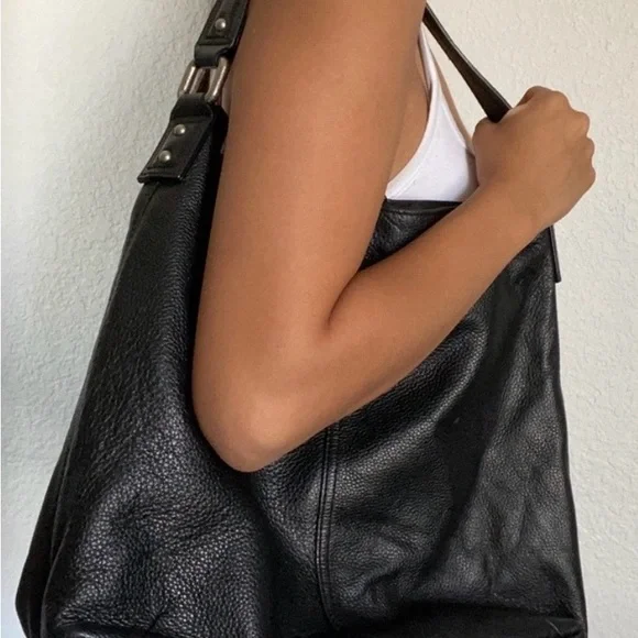 Kooba Elegant Black HoboGenuine Leather Bag, Excellent Like New Condition - Picture 8 of 8